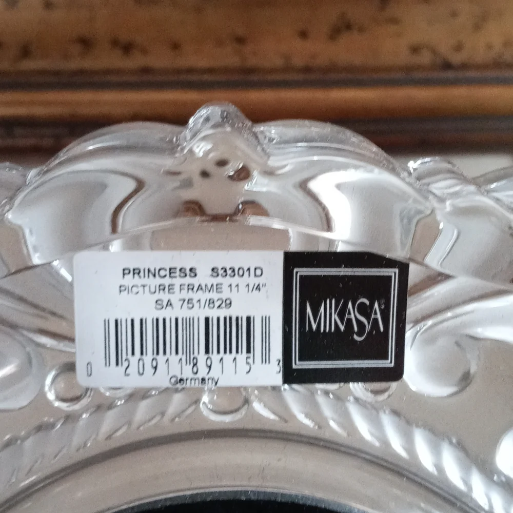 Crystal picture frame